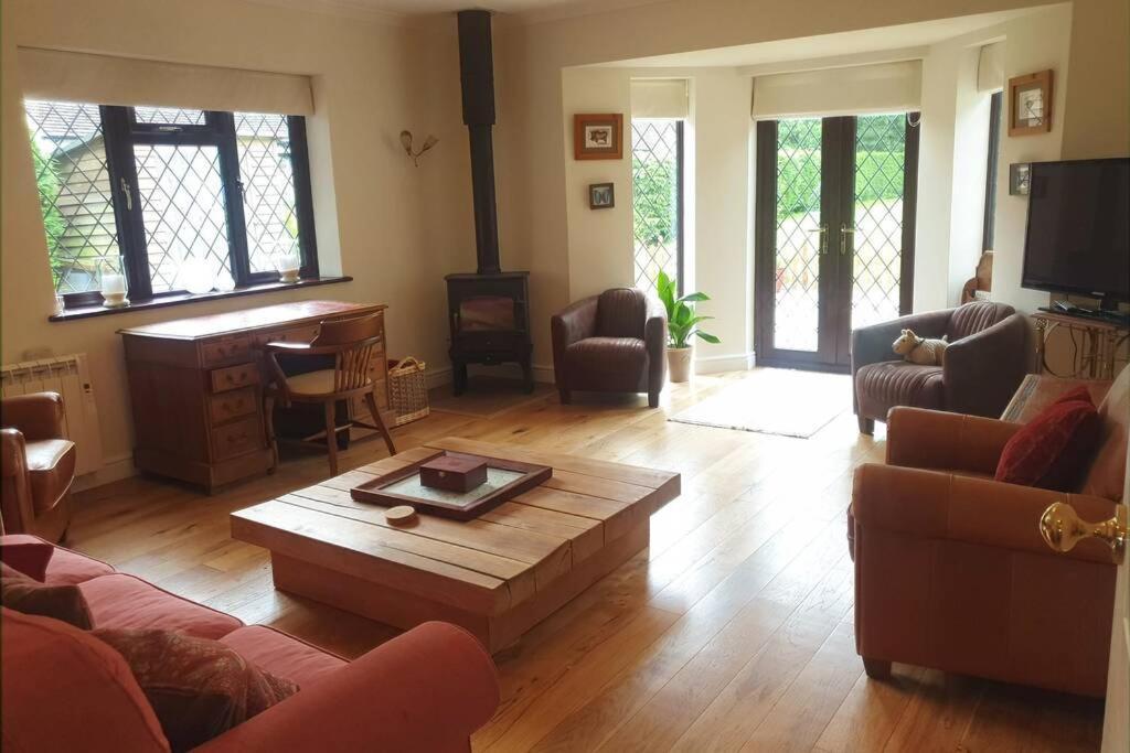 Ashwood Holiday Cottage. 阿什弗德 外观 照片